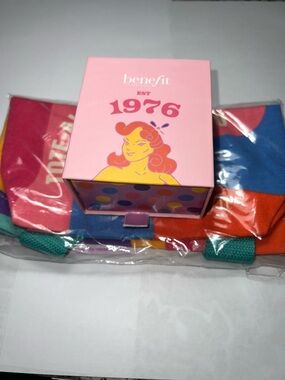 Benefit Pink 1976 3Pc Scrunchie Gift Set with Multicolor Tote